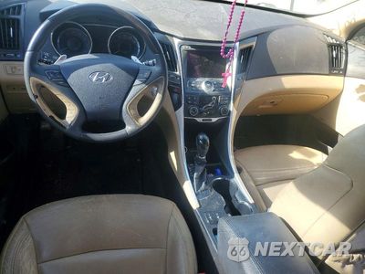 Zdjęcie 8 z 12 samochodu: 2013 HYUNDAI SONATA VIN:5NPEC4AB1DH588374 - miniatura