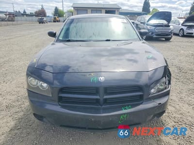 Piąte zdjęcie samochodu w środku: 2008 DODGE CHARGER VIN:2B3KA43R88H246004 - miniatura