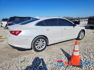 Trzecie zdjęcie samochodu z tyłu: 2017 CHEVROLET MALIBU LT VIN:1G1ZE5ST3HF126805 - miniatura