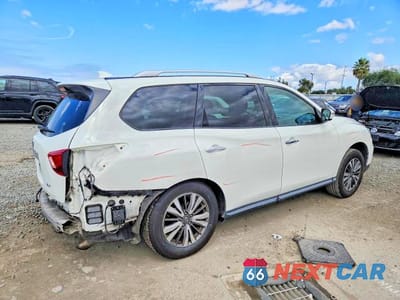 Trzecie zdjęcie samochodu z tyłu: 2020 NISSAN PATHFINDER SV VIN:5N1DR2BN0LC601242 - miniatura