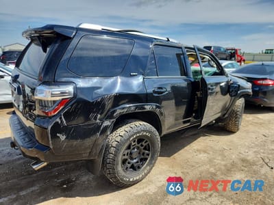 Trzecie zdjęcie samochodu z tyłu: 2016 TOYOTA 4RUNNER SR5 PREMIUM VIN:JTEBU5JR7G5342724 - miniatura