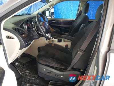 Zdjęcie 7 z 12 samochodu: 2016 DODGE GRAND CARAVAN SXT VIN:2C4RDGCG1GR351528 - miniatura