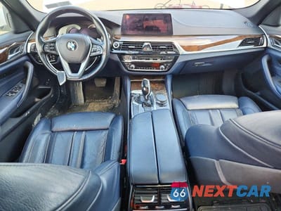 Zdjęcie 8 z 12 samochodu: 2018 BMW 530XE VIN:WBAJB1C53JB084961 - miniatura