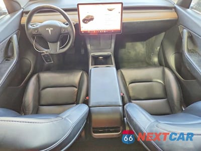 Zdjęcie 8 z 12 samochodu: 2022 TESLA MODEL Y VIN:7SAYGDEE9NF480769 - miniatura