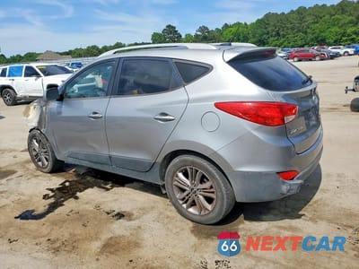 Drugie zdjęcie samochodu z przodu: 2015 HYUNDAI TUCSON SE VIN:KM8JU3AG9FU088341 - miniatura