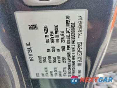 Zdjęcie 12 z 12 samochodu: 2023 TESLA MODEL 3 VIN:5YJ3E1EC7PF619200 - miniatura