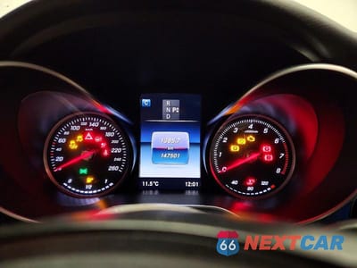 Zdjęcie 9 z 13 samochodu: 2016 MERCEDES-BENZ C 300 4MATIC VIN:55SWF4KB0GU099122 - miniatura