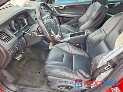 Zdjęcie 7 z 12 samochodu: 2016 VOLVO S60 R DESIGN VIN:YV126MFP9G2395064 - miniatura