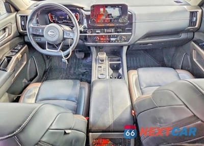 Zdjęcie 8 z 12 samochodu: 2023 NISSAN PATHFINDER PLATINUM VIN:5N1DR3DJ3PC250610 - miniatura