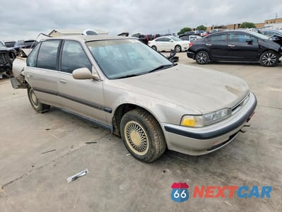 Czwarte zdjęcie samochodu z boku: 1991 HONDA ACCORD LX VIN:JHMCB7553MC033369 - miniatura