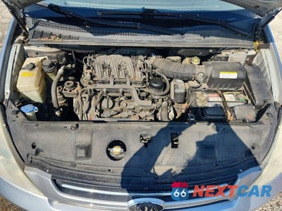 Zdjęcie 12 z 13 samochodu: 2006 KIA SEDONA LX VIN:KNDMB233866041043 - miniatura