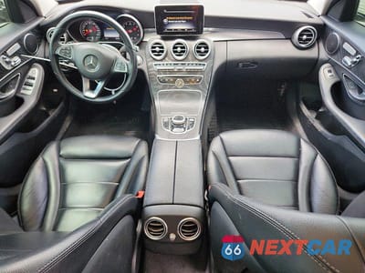 Zdjęcie 8 z 12 samochodu: 2017 MERCEDES-BENZ C 300 4MATIC VIN:55SWF4KB6HU192616 - miniatura