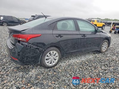 Trzecie zdjęcie samochodu z tyłu: 2022 HYUNDAI ACCENT SE VIN:3KPC24A65NE174064 - miniatura