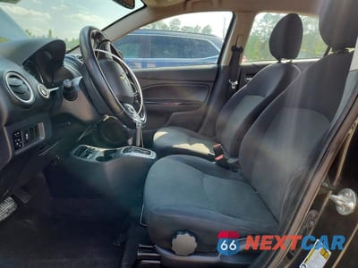 Zdjęcie 7 z 12 samochodu: 2018 MITSUBISHI MIRAGE G4 SE VIN:ML32F4FJ3JHF07286 - miniatura