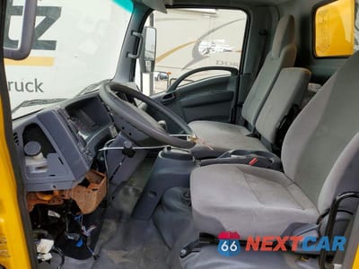 Zdjęcie 7 z 12 samochodu: 2021 ISUZU NPR HD BOX TRUCK VIN:54DC4W1D6MS203213 - miniatura