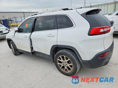 Drugie zdjęcie samochodu z przodu: 2018 JEEP CHEROKEE LATITUDE PLUS VIN:1C4PJLLB1JD538081 - miniatura