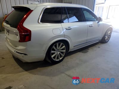 Trzecie zdjęcie samochodu z tyłu: 2017 VOLVO XC90 T6 VIN:YV4A22PL1H1152463 - miniatura