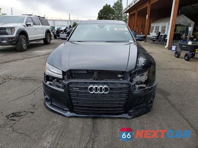 Piąte zdjęcie samochodu w środku: 2017 AUDI A8 L QUATTRO VIN:WAU44AFD7HN016603 - miniatura