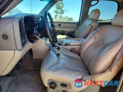 Zdjęcie 7 z 13 samochodu: 2002 GMC YUKON VIN:1GKEK13T82J160396 - miniatura