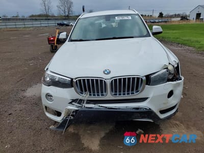 Piąte zdjęcie samochodu w środku: 2016 BMW X3 VIN:5UXWX9C58G0D75955 - miniatura