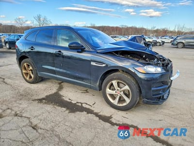 Czwarte zdjęcie samochodu z boku: 2018 JAGUAR F-PACE PREMIUM VIN:SADCJ2EV7JA899966 - miniatura