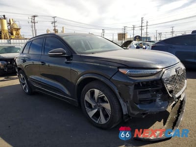 Czwarte zdjęcie samochodu z boku: 2025 AUDI Q6 E-TRON PREMIUM PLUS VIN:WA124BGF2SA058217 - miniatura