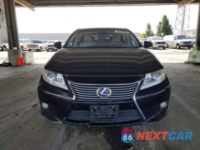 Piąte zdjęcie samochodu w środku: 2014 LEXUS ES 300H BASE VIN:JTHBW1GG8E2048288 - miniatura