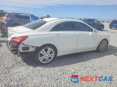 Trzecie zdjęcie samochodu z tyłu: 2018 MERCEDES-BENZ CLA 250 4MATIC VIN:WDDSJ4GB3JN510325 - miniatura