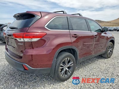 Trzecie zdjęcie samochodu z tyłu: 2019 TOYOTA HIGHLANDER HYBRID LE VIN:5TDBGRFH8KS076345 - miniatura
