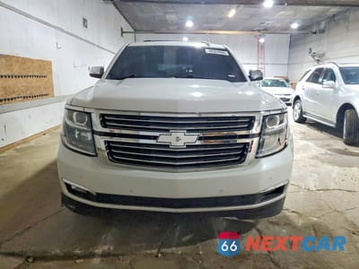 Piąte zdjęcie samochodu w środku: 2019 CHEVROLET SUBURBAN K1500 PREMIER VIN:1GNSKJKJ7KR247018 - miniatura