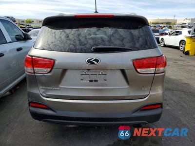 Zdjęcie 6 z 12 samochodu: 2018 KIA SORENTO LX V6 VIN:5XYPGDA55JG340560 - miniatura