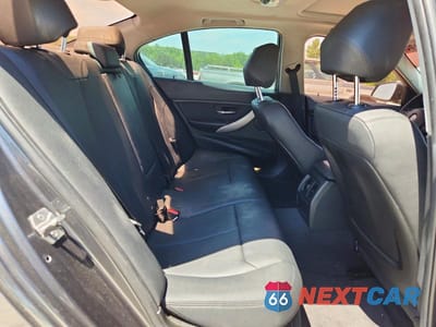 Zdjęcie 10 z 12 samochodu: 2016 BMW 320 I VIN:WBA8E1G51GNU10179 - miniatura