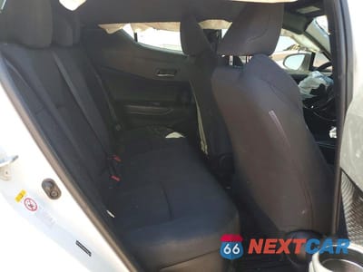 Zdjęcie 11 z 13 samochodu: 2018 TOYOTA C-HR XLE VIN:NMTKHMBX8JR017693 - miniatura