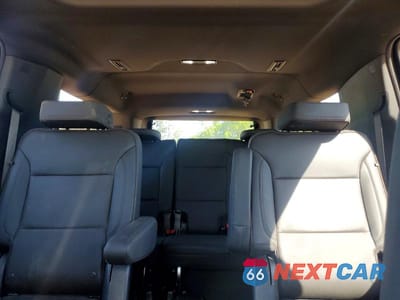 Zdjęcie 10 z 13 samochodu: 2024 CHEVROLET SUBURBAN C1500 HIGH COUNTRY VIN:1GNSCGKL5RR369016 - miniatura