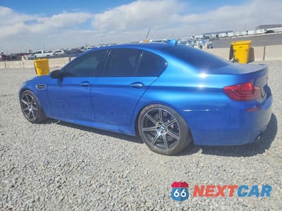 Drugie zdjęcie samochodu z przodu: 2014 BMW M5 VIN:WBSFV9C58ED593283 - miniatura