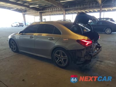 Drugie zdjęcie samochodu z przodu: 2020 MERCEDES-BENZ A 220 4MATIC VIN:WDD3G4FB4LW038332 - miniatura