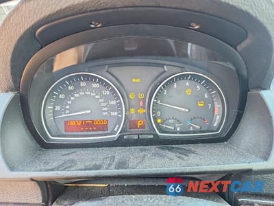 Zdjęcie 9 z 13 samochodu: 2007 BMW X3 3.0SI VIN:WBXPC93407WF10192 - miniatura
