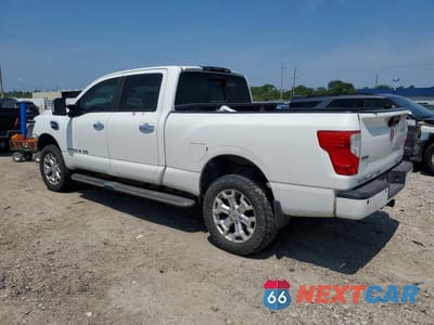 Drugie zdjęcie samochodu z przodu: 2018 NISSAN TITAN XD SV VIN:1N6AA1F42JN512720 - miniatura