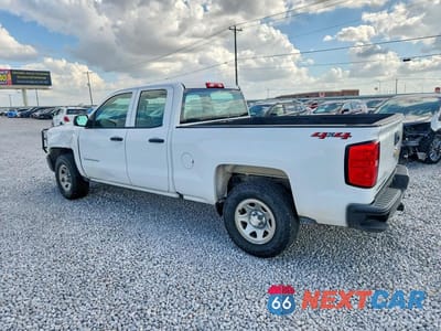 Drugie zdjęcie samochodu z przodu: 2018 CHEVROLET SILVERADO K1500 VIN:1GCVKNEC8JZ339490 - miniatura