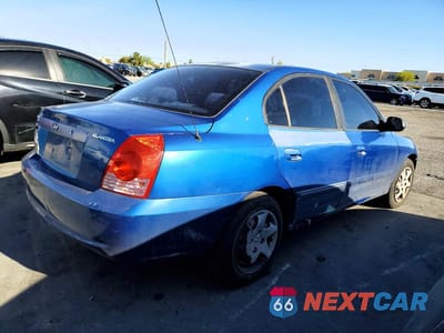 Trzecie zdjęcie samochodu z tyłu: 2005 HYUNDAI ELANTRA GLS VIN:KMHDN46D65U037960 - miniatura