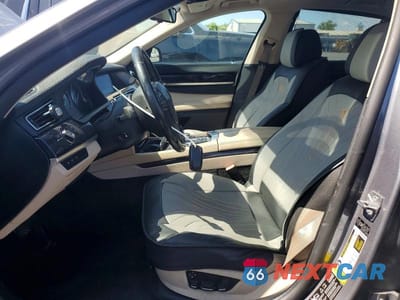 Zdjęcie 7 z 12 samochodu: 2010 BMW 750 I XDRIVE VIN:WBAKC6C58AC393642 - miniatura