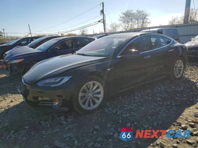 2016 TESLA MODEL S 5YJSA1E21GF153956 - główne zdjęcie licytacji z USA - miniatura