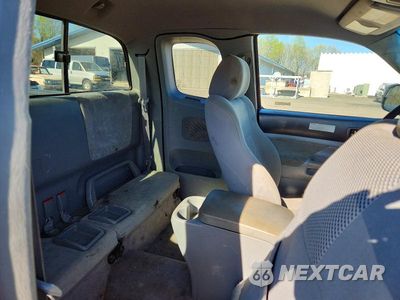 Zdjęcie 11 z 13 samochodu: 2006 TOYOTA TACOMA ACCESS CAB VIN:5TEUU42N36Z314806 - miniatura