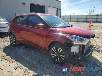 Czwarte zdjęcie samochodu z boku: 2019 NISSAN KICKS SV VIN:3N1CP5CU4KL519517 - miniatura