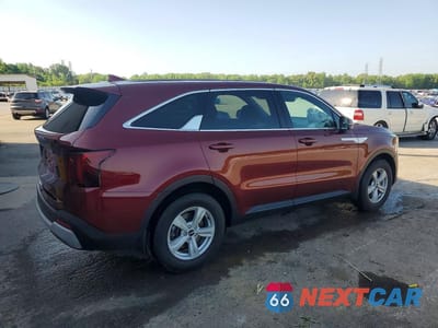 Trzecie zdjęcie samochodu z tyłu: 2025 KIA SORENTO LX VIN:5XYRG4JC2SG368437 - miniatura