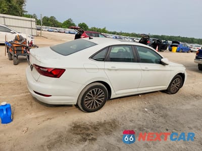 Trzecie zdjęcie samochodu z tyłu: 2021 VOLKSWAGEN JETTA S VIN:3VWC57BU5MM017867 - miniatura