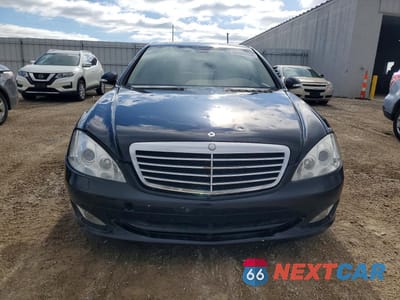 Piąte zdjęcie samochodu w środku: 2007 MERCEDES-BENZ S 550 VIN:WDDNG71X47A038668 - miniatura