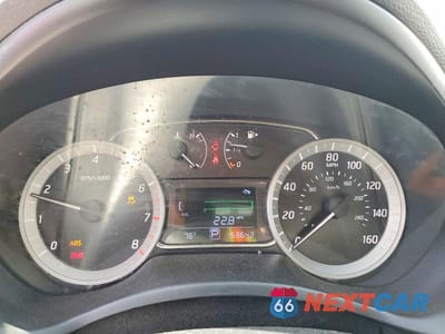 Zdjęcie 9 z 12 samochodu: 2013 NISSAN SENTRA S VIN:3N1AB7APXDL686532 - miniatura