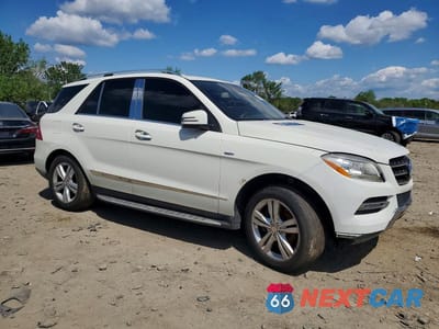 Czwarte zdjęcie samochodu z boku: 2012 MERCEDES-BENZ ML 350 4MATIC VIN:4JGDA5HB6CA007708 - miniatura