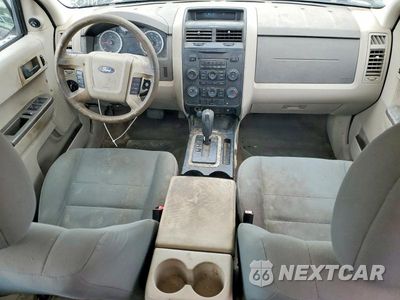 Zdjęcie 8 z 13 samochodu: 2010 FORD ESCAPE XLS VIN:1FMCU0C76AKD42578 - miniatura